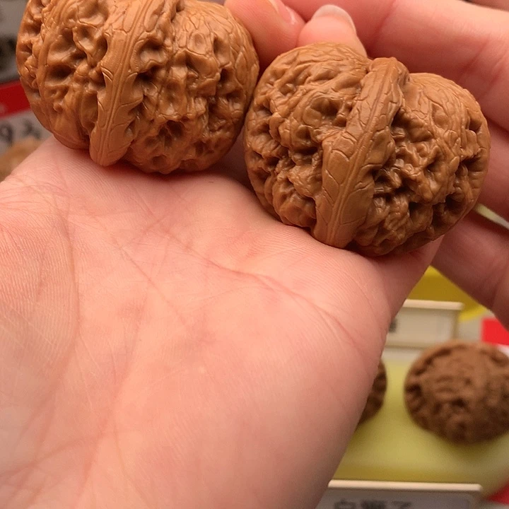 文玩核桃吊坠42尺元宝664号