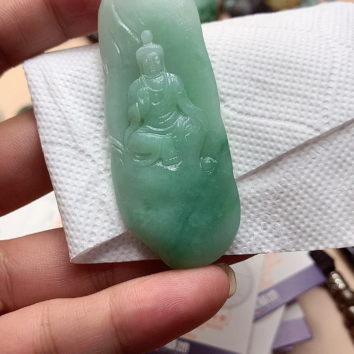 定制翡翠未镶嵌翡翠