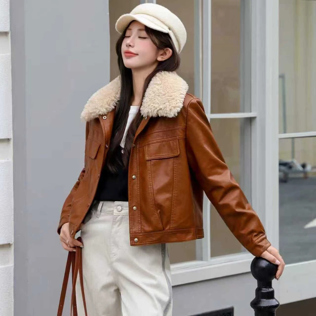 加厚洋气冬季短款皮衣外套新款皮夹克百搭保暖加厚小个子机车毛领