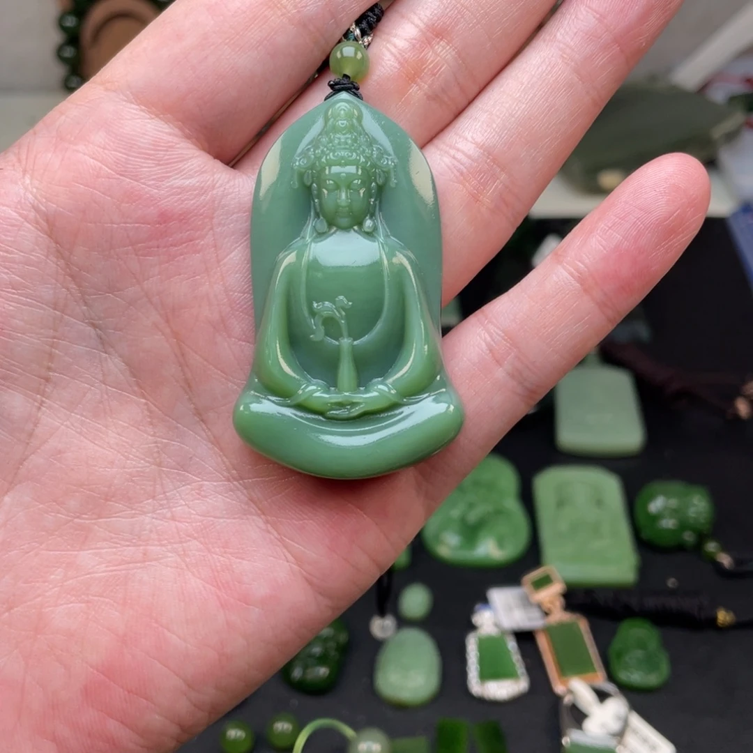 金***饰和田玉（碧玉）未镶嵌颈饰