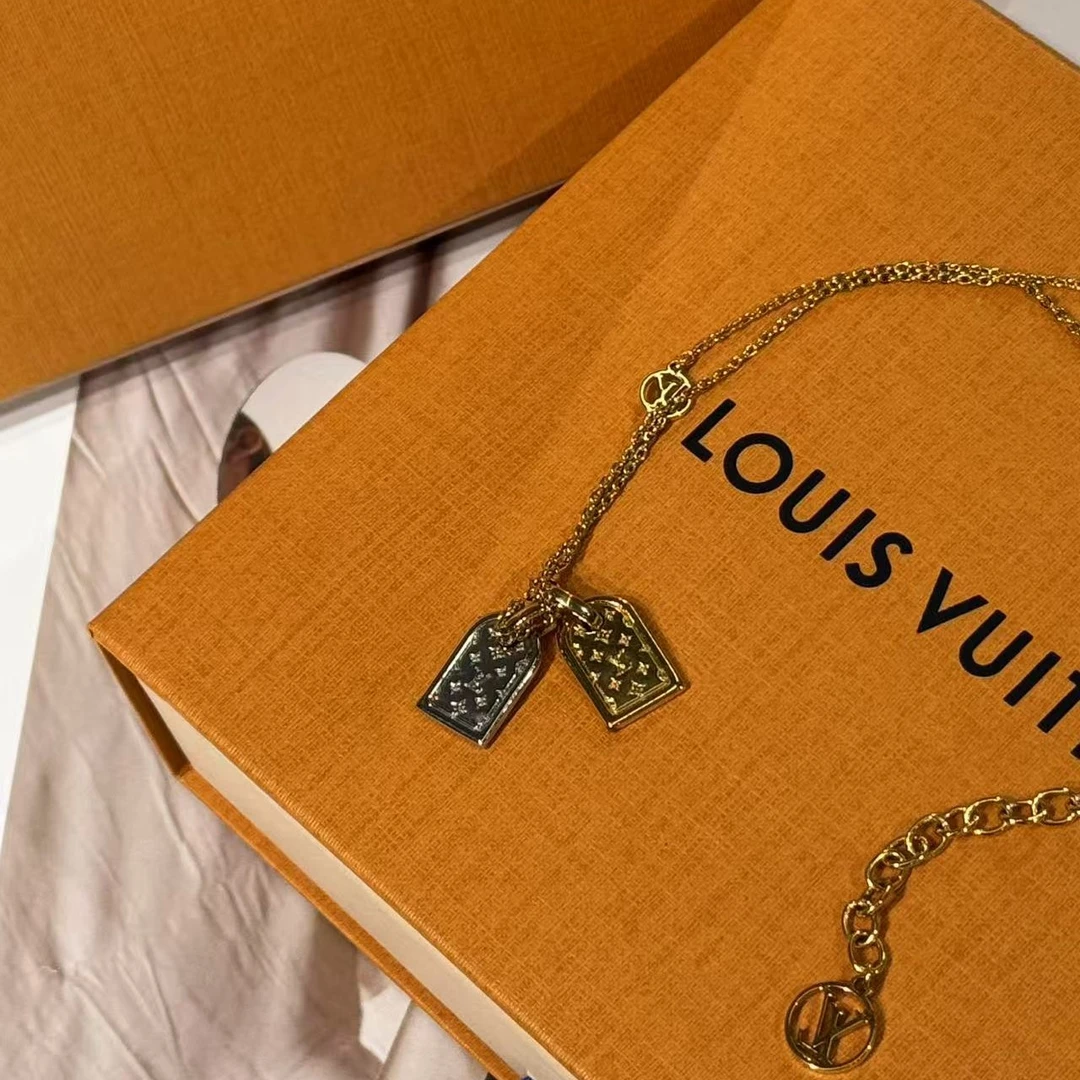 99新 LouisVuitton/路易威登 p/路易威登好看的项链