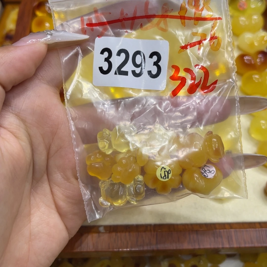 蟑***）琥珀未镶嵌珠宝奇石