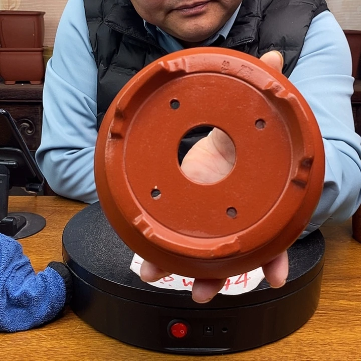 紫砂花盆货号一只WP44