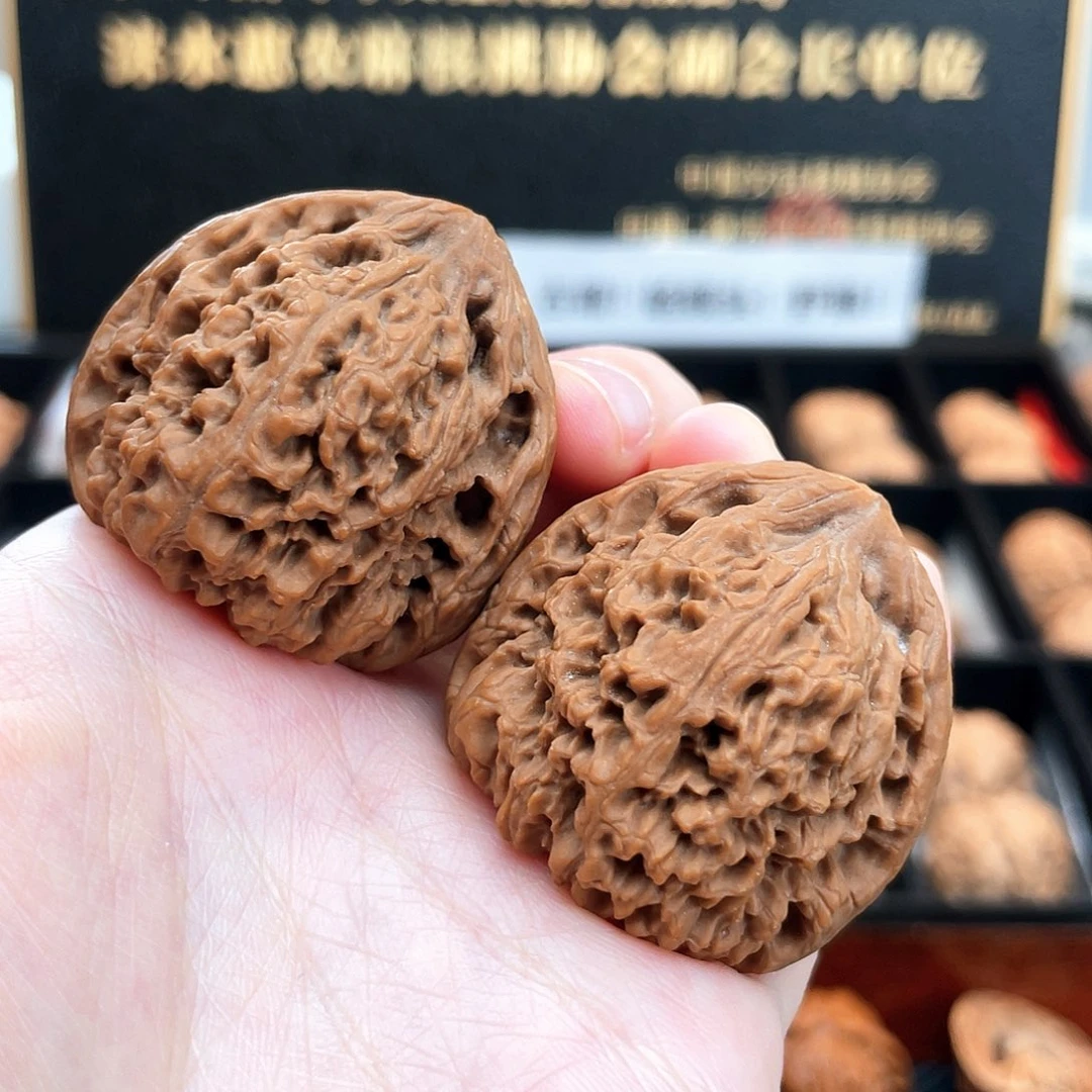 把件文玩核桃大*3S3903高炮三角疆（接近38尺大团圆）