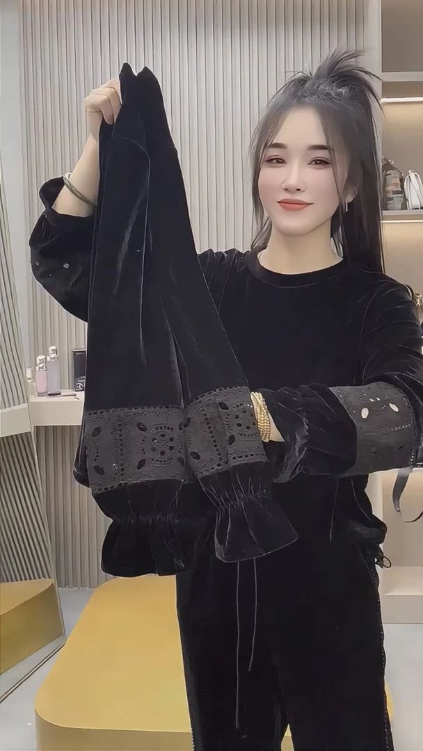 欧货简约洋气丝绒镂空蕾丝拼接喇叭袖T恤女2025秋季新款时尚抽绳