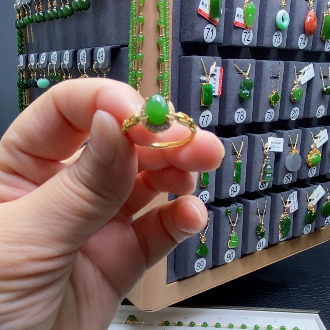 银S925镶嵌戒指和田玉