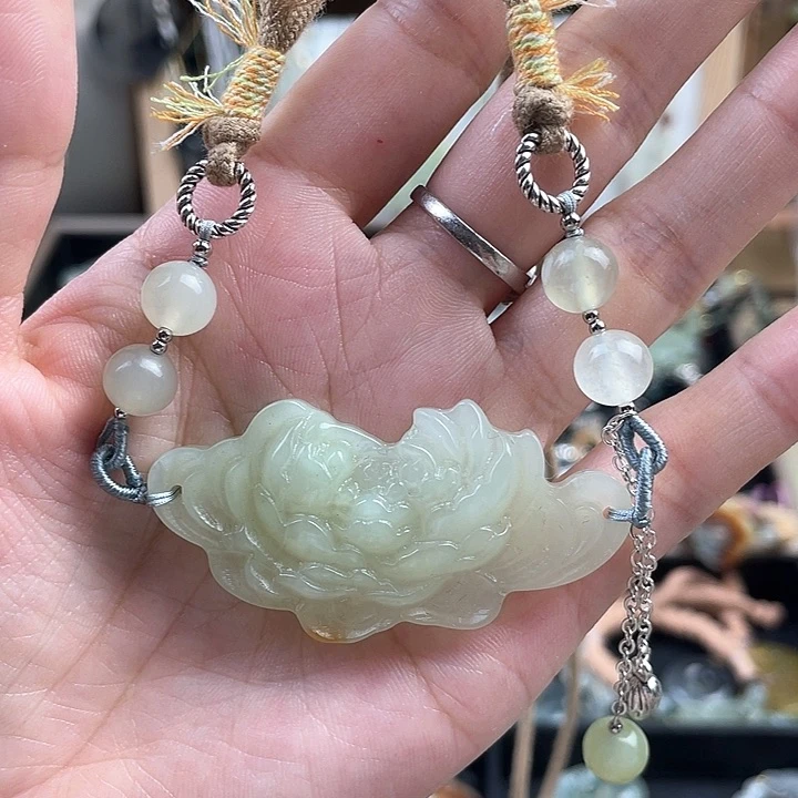 蛇纹石玉合金颈饰
