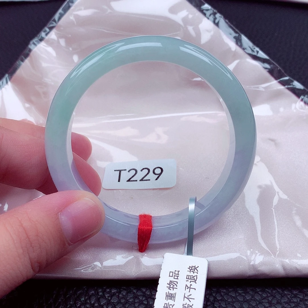 翡翠未镶嵌手镯天然缅甸翡翠A货