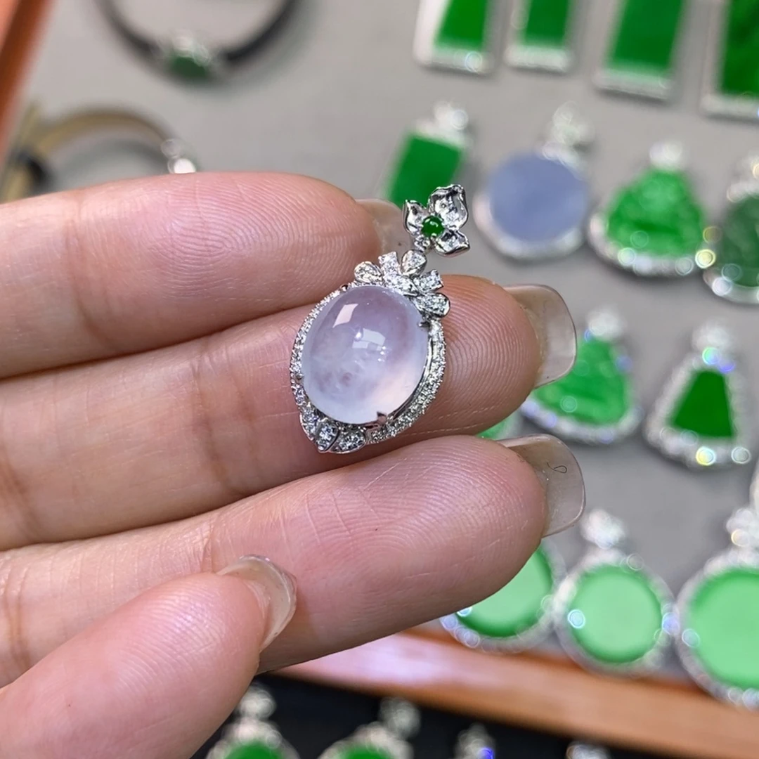 翡翠吊坠(不含链)18K金镶嵌吊坠