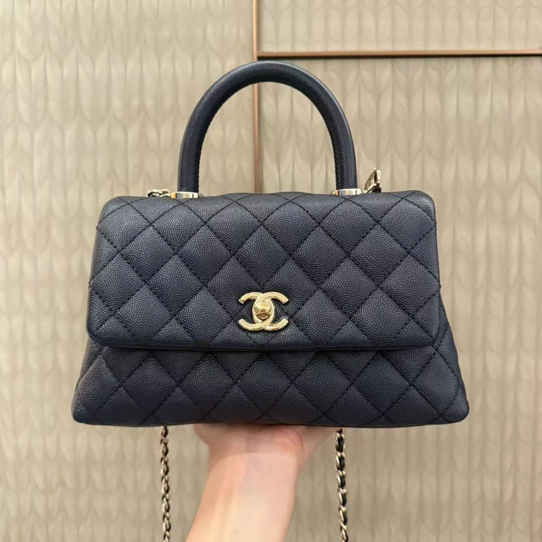 99新 Chanel/香奈儿 cocohandle小号鱼子酱午夜蓝斜挎包/JM0065