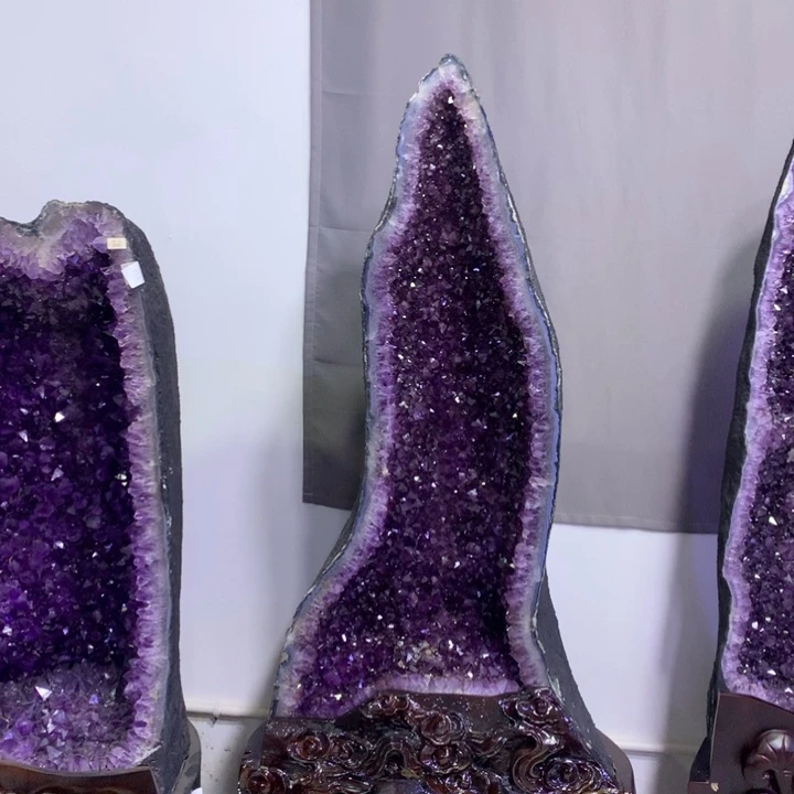 紫晶未镶嵌大型摆件（非配饰）