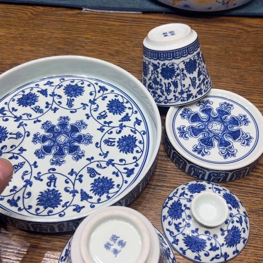 景德镇瓷器精品陈列展品