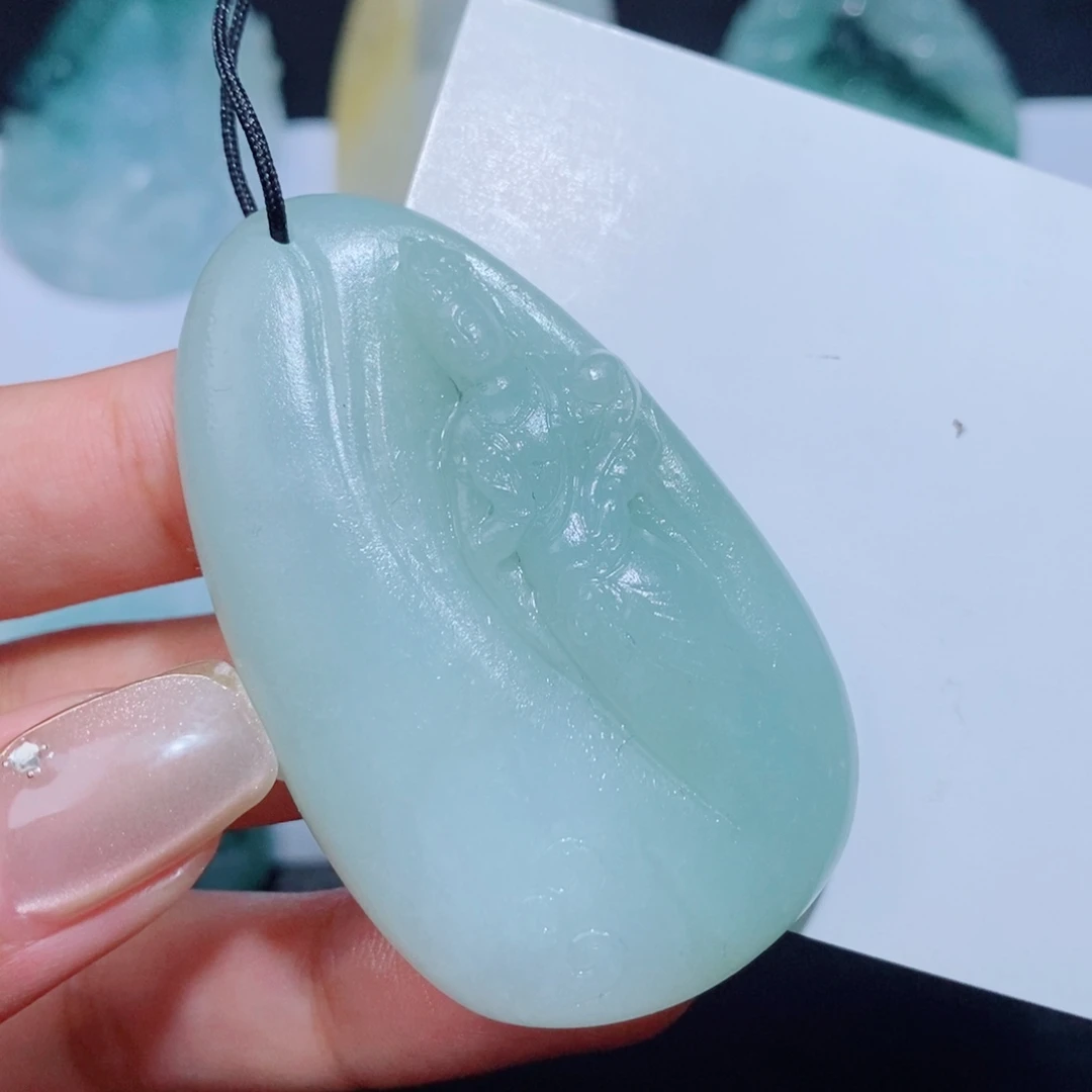 定制翡翠未镶嵌吊坠