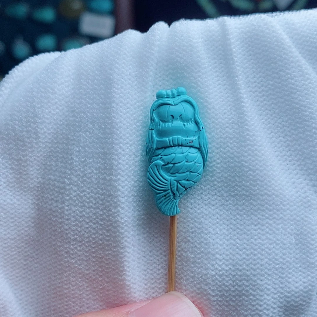 未镶嵌绿松石颈饰