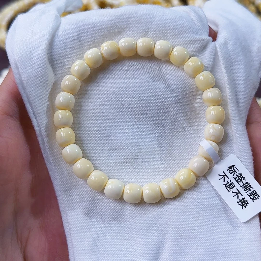 山****琥珀未镶嵌裸石8mm浓蜡阿尔卑斯