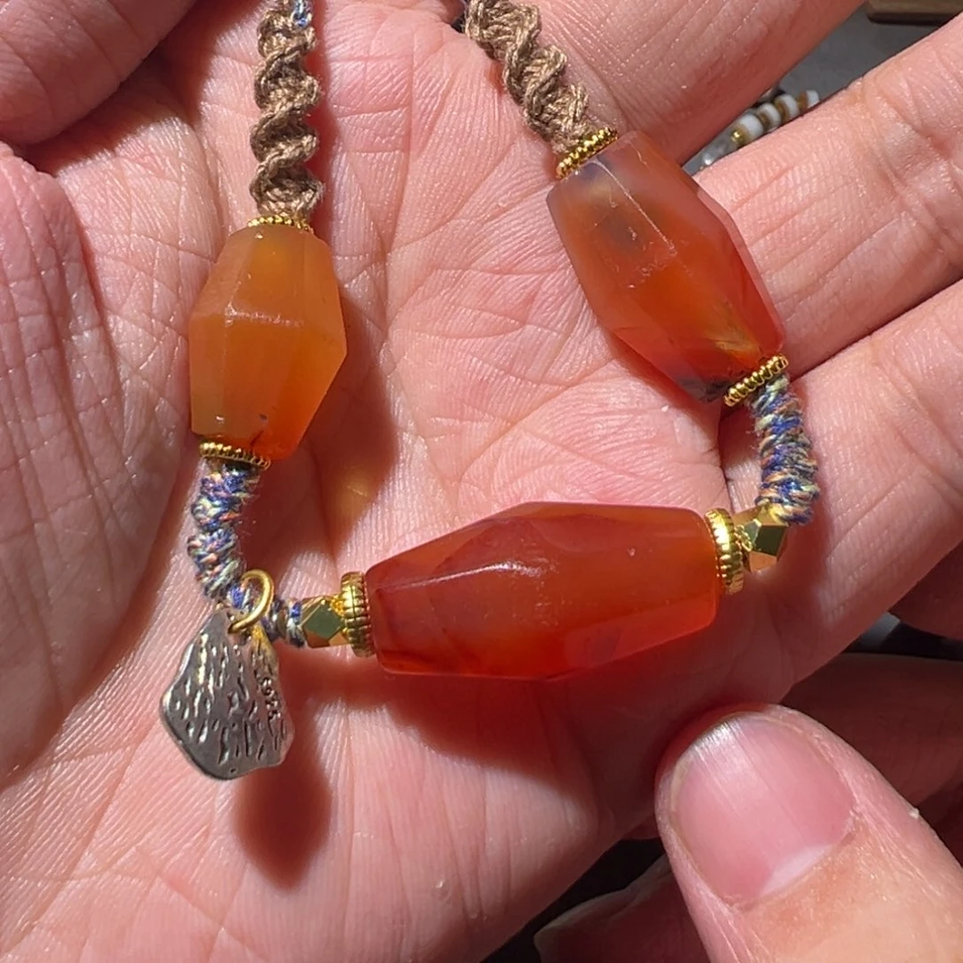 玛瑙/玉髓颈饰未镶嵌