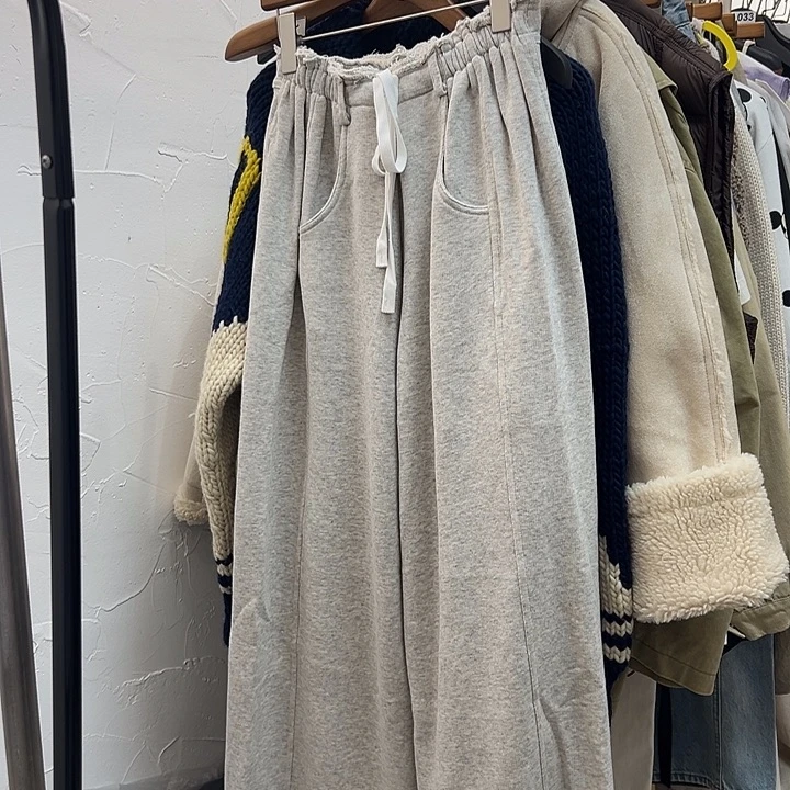 今天新款 灰色卫裤 腰部抽绳