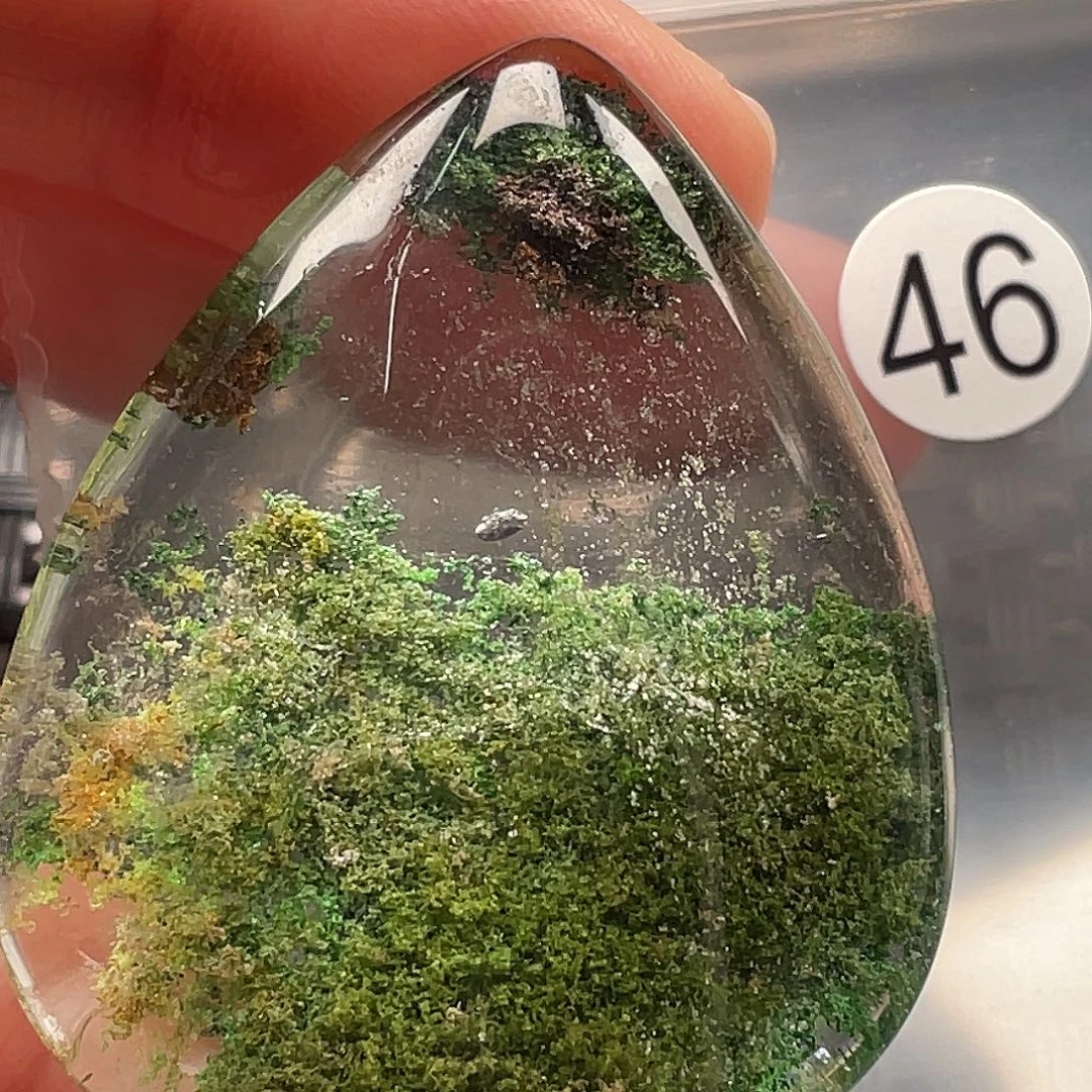 士***杰未镶嵌颈饰水晶天然