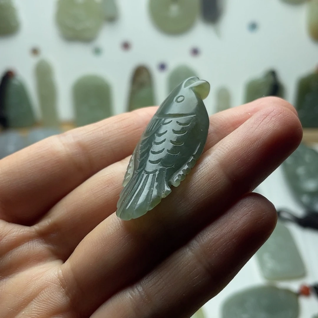 【闪购商品】立体小金鱼吊坠