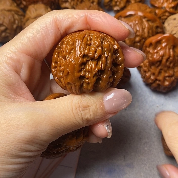 把件文玩核桃白狮