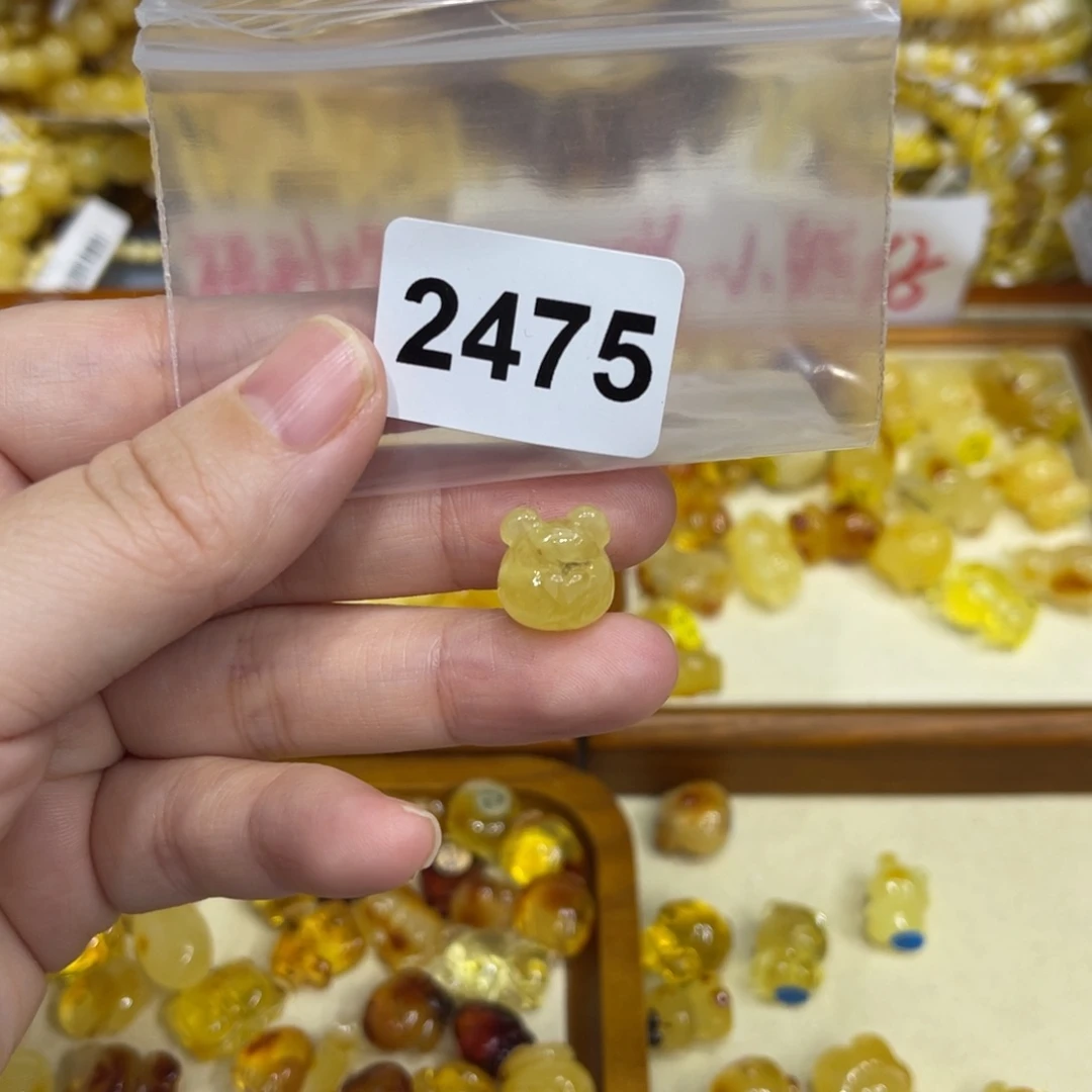 琥珀珠宝奇石未镶嵌