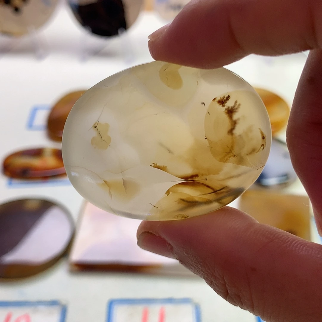 玛瑙/玉髓未镶嵌珠宝半成品