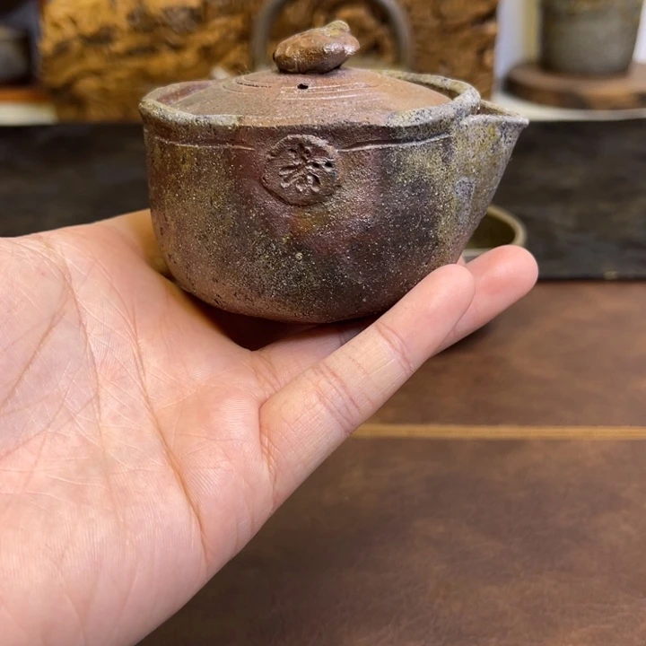 备前烧作品伊势崎陽山、穿线