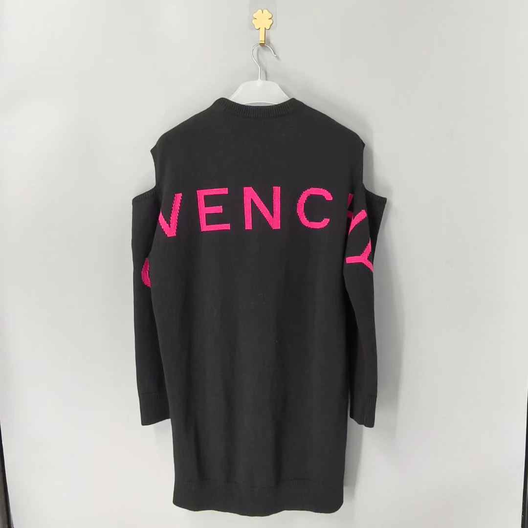99新 Givenchy/纪梵希 葡萄籽奢潮/纪梵希漏肩毛衣羊绒衫/xs