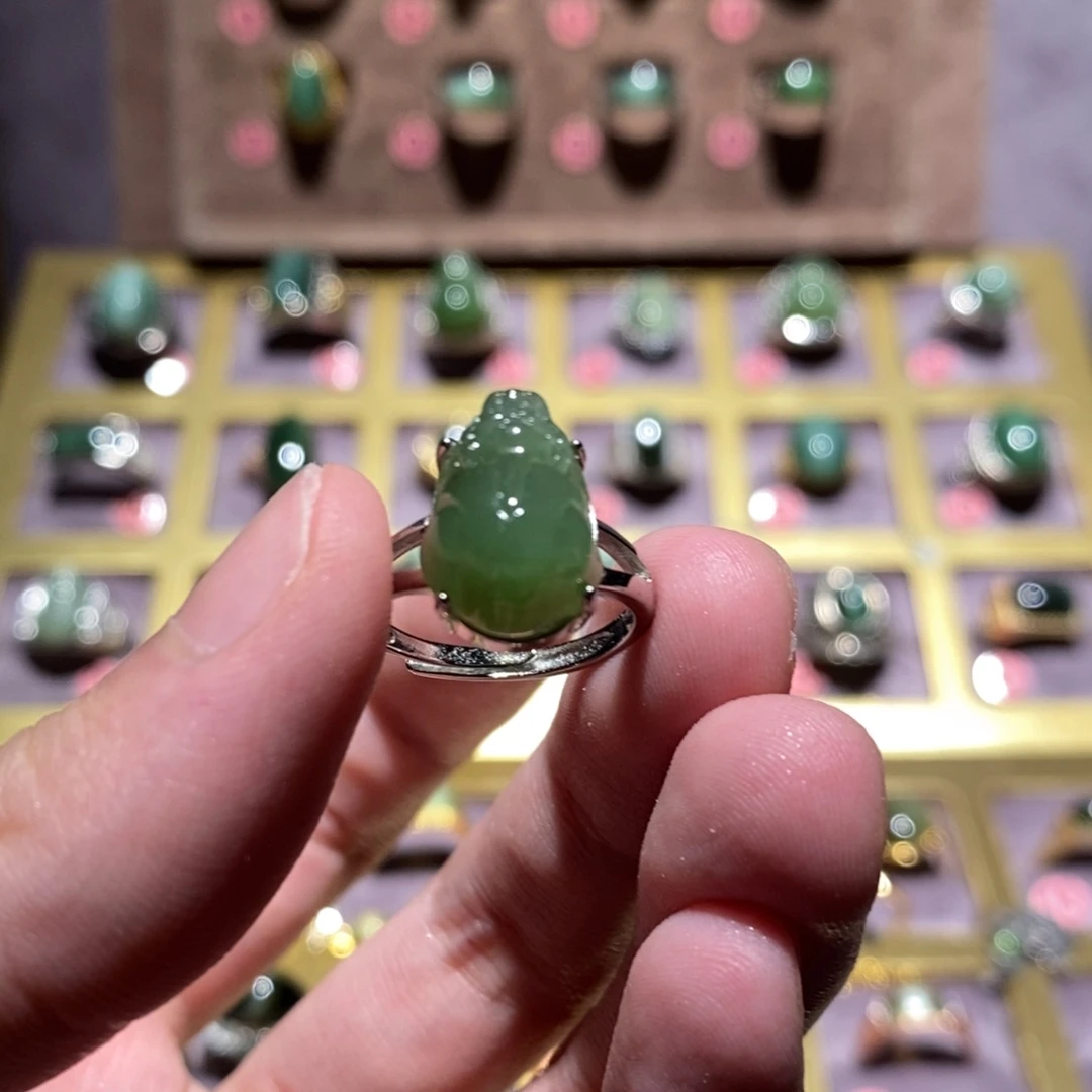 和田玉（碧玉）戒指未镶嵌