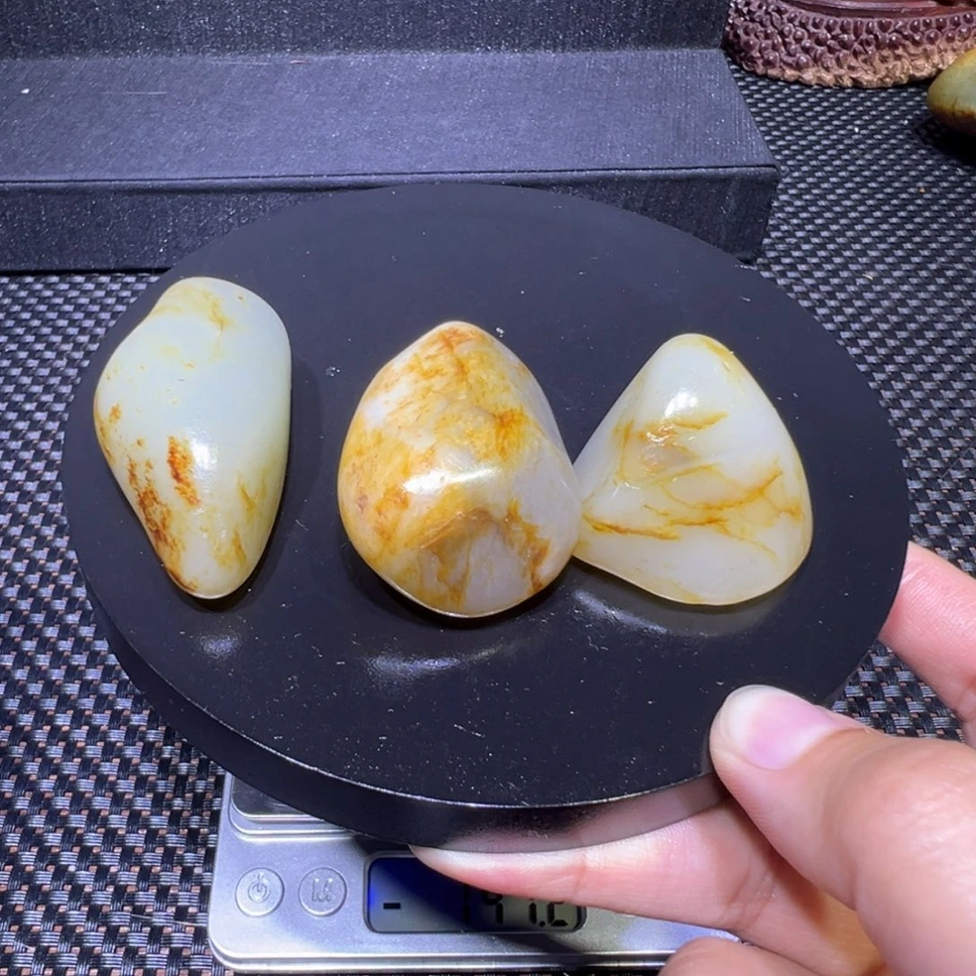 和田玉（子料）未镶嵌吊坠(不含链)117-84