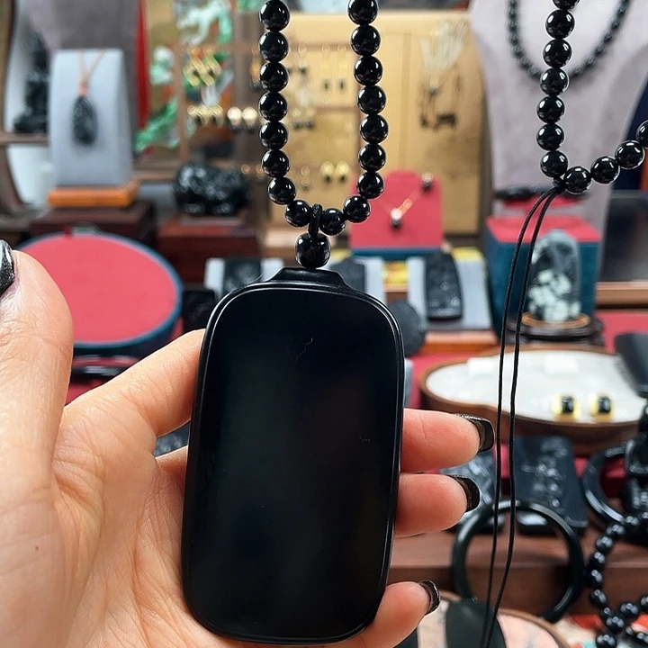 和田玉挂件未镶嵌藏收款100克，卡6，108平价