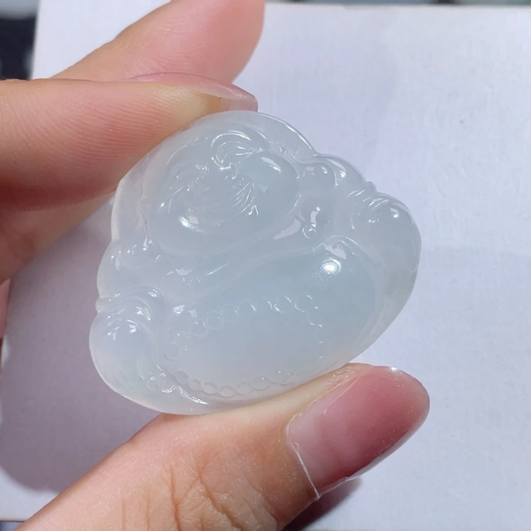 翡翠未镶嵌颈饰佛公