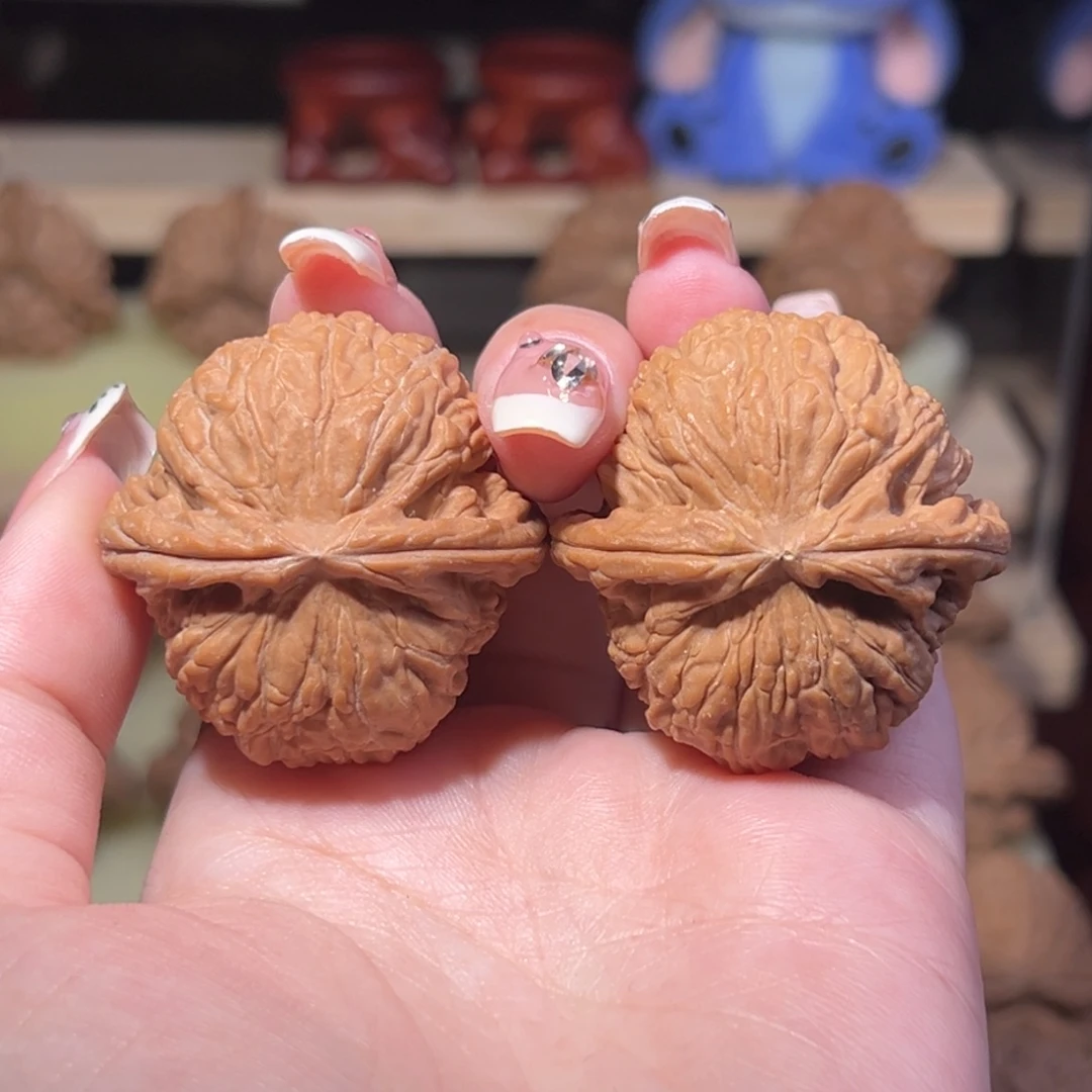 文玩核桃吊坠38+闷白