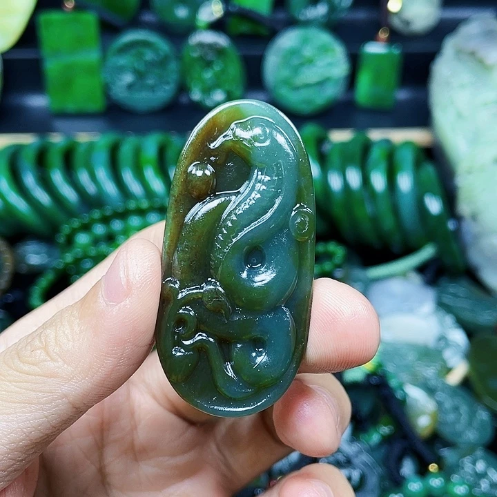 和田玉未镶嵌挂件