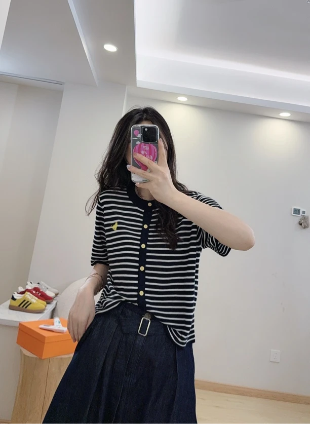 短袖夏装条纹针织衫韩版刺绣百搭款