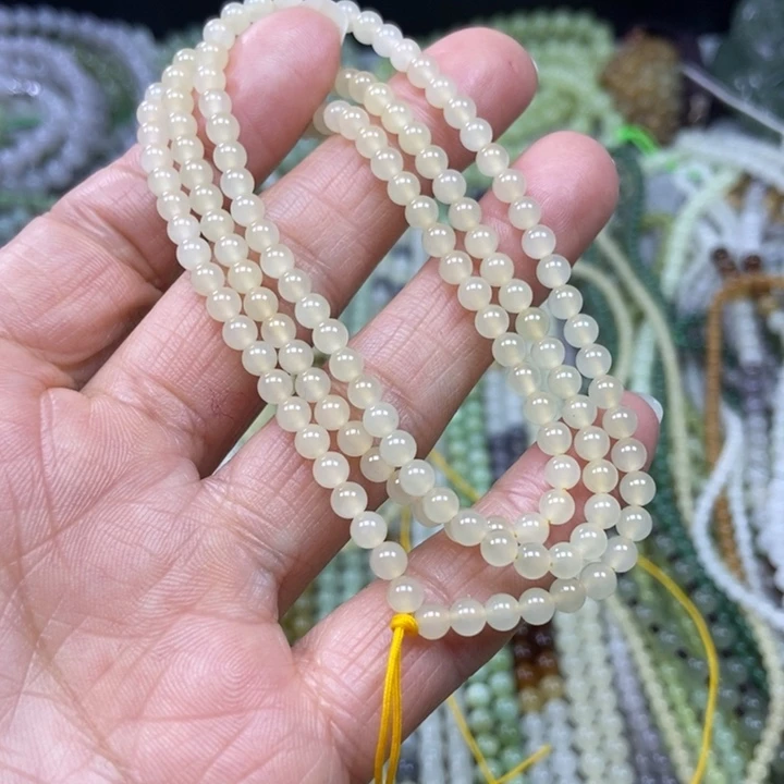 和田玉未镶嵌颈饰4