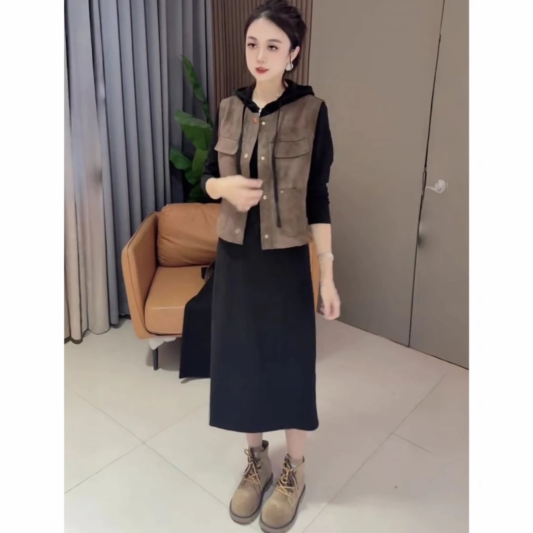 时尚洋气套装女士百搭马甲外套休闲连帽卫衣裙减龄显瘦遮肉两件套