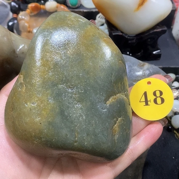 未镶嵌和田玉（糖玉）挂件