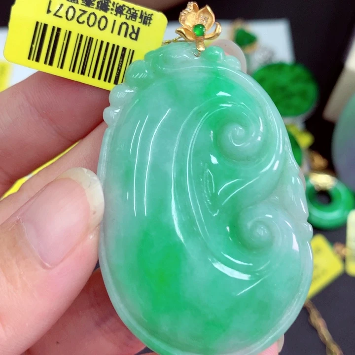 翡翠18K金镶嵌吊坠(不含链)