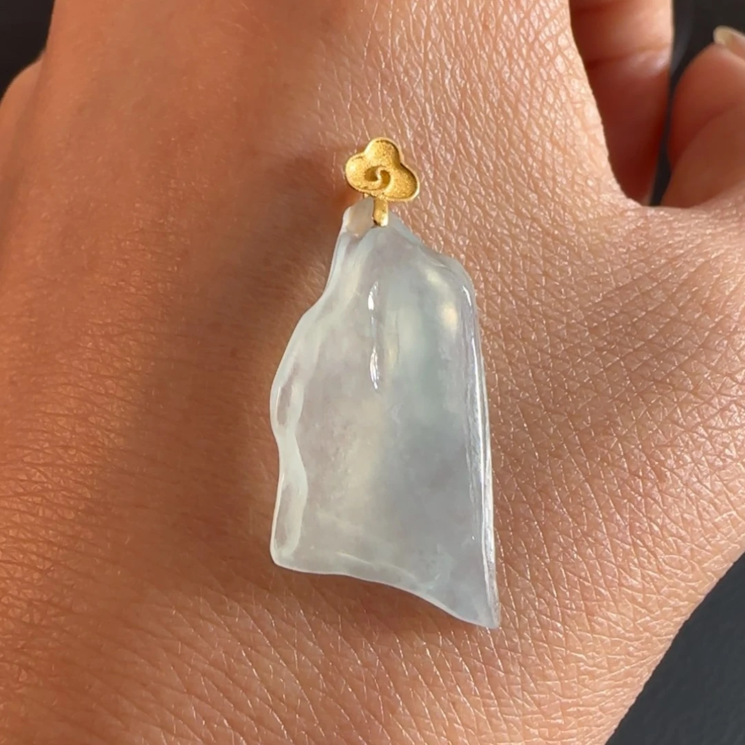 翡翠颈饰18K金镶嵌冰山买断不退