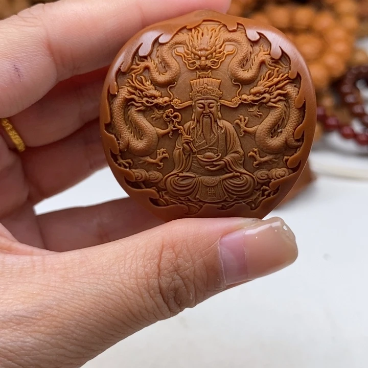 橄榄核吊坠龙财神