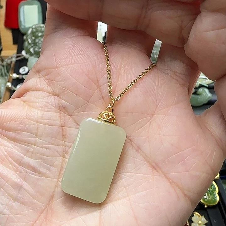 颈饰银S925镶嵌和田玉