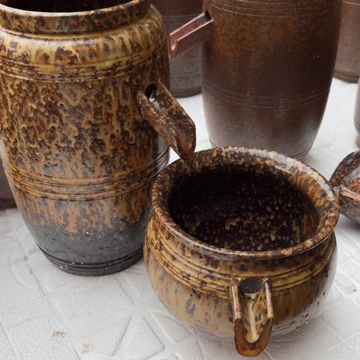 紫砂花盆口径15/32，18/16进水口1.5厘米