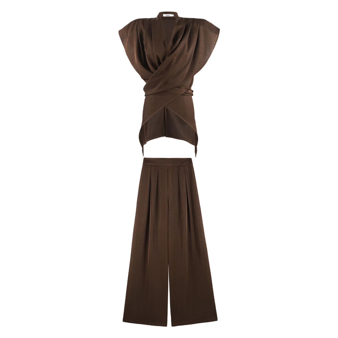 【流光缎语】2025年夏季法式优雅大气收腰套装两件套SHBZX622278