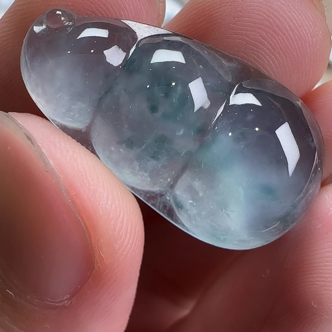 翡翠未镶嵌颈饰