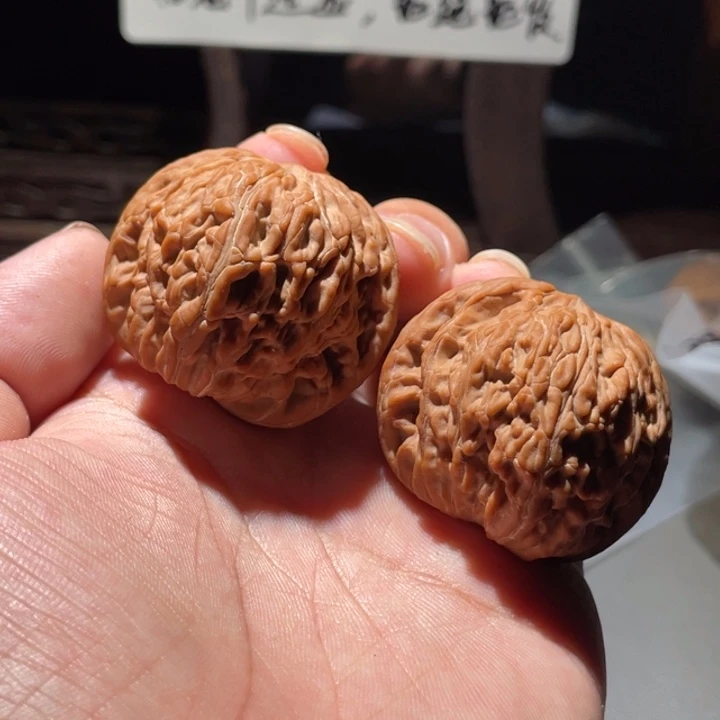 海***什吊坠桃核41/39/35磨盘