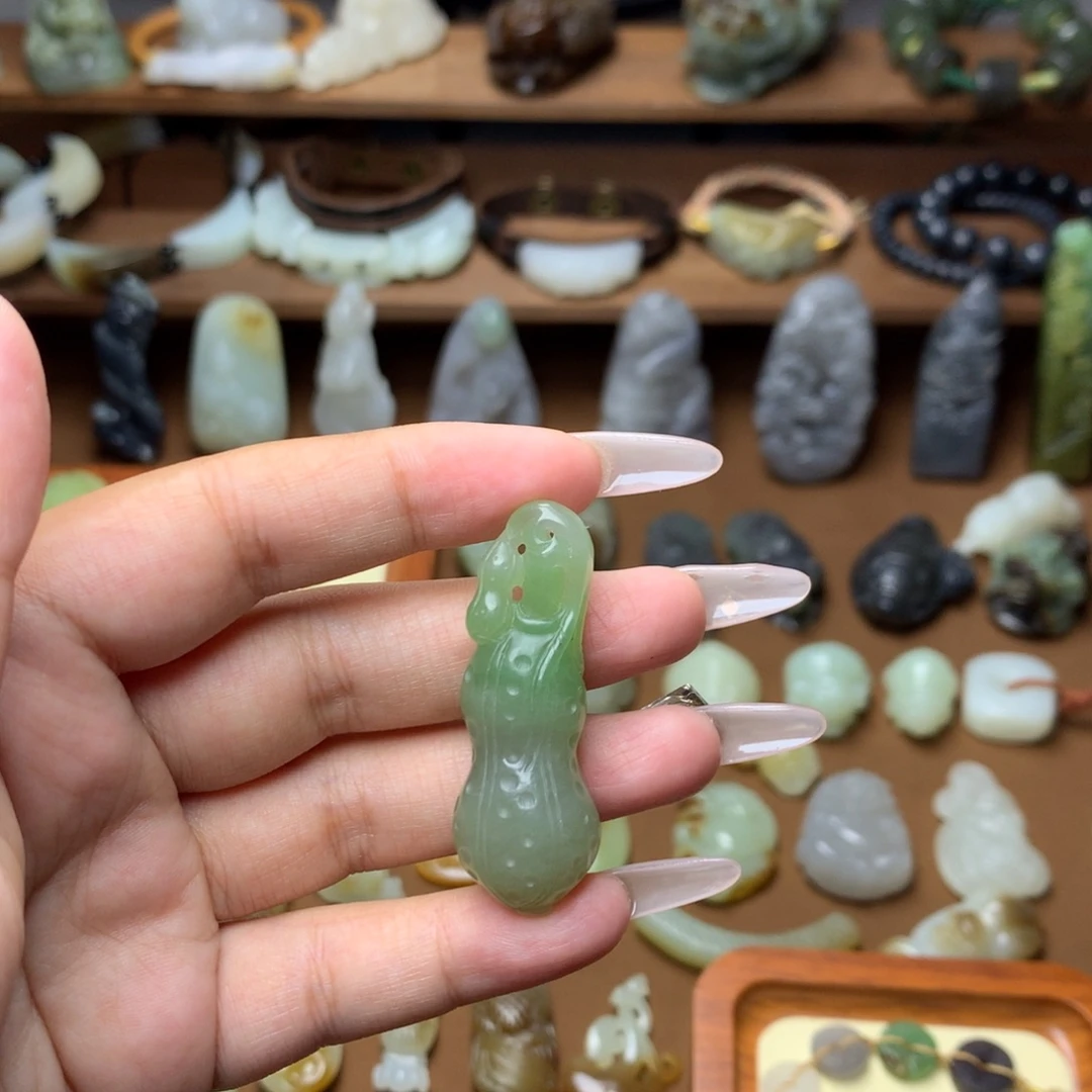 未镶嵌和田玉挂件