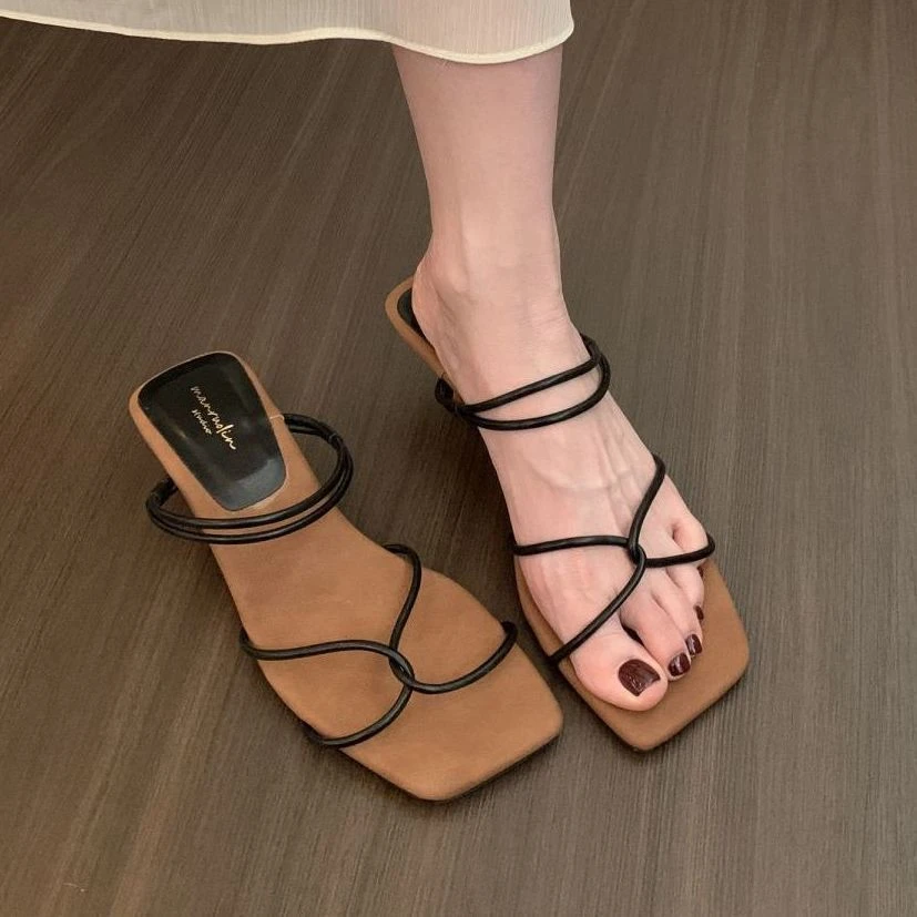 法式坡跟细带凉拖鞋仙女鞋子外穿2025年新款夏季气质高跟罗马凉鞋