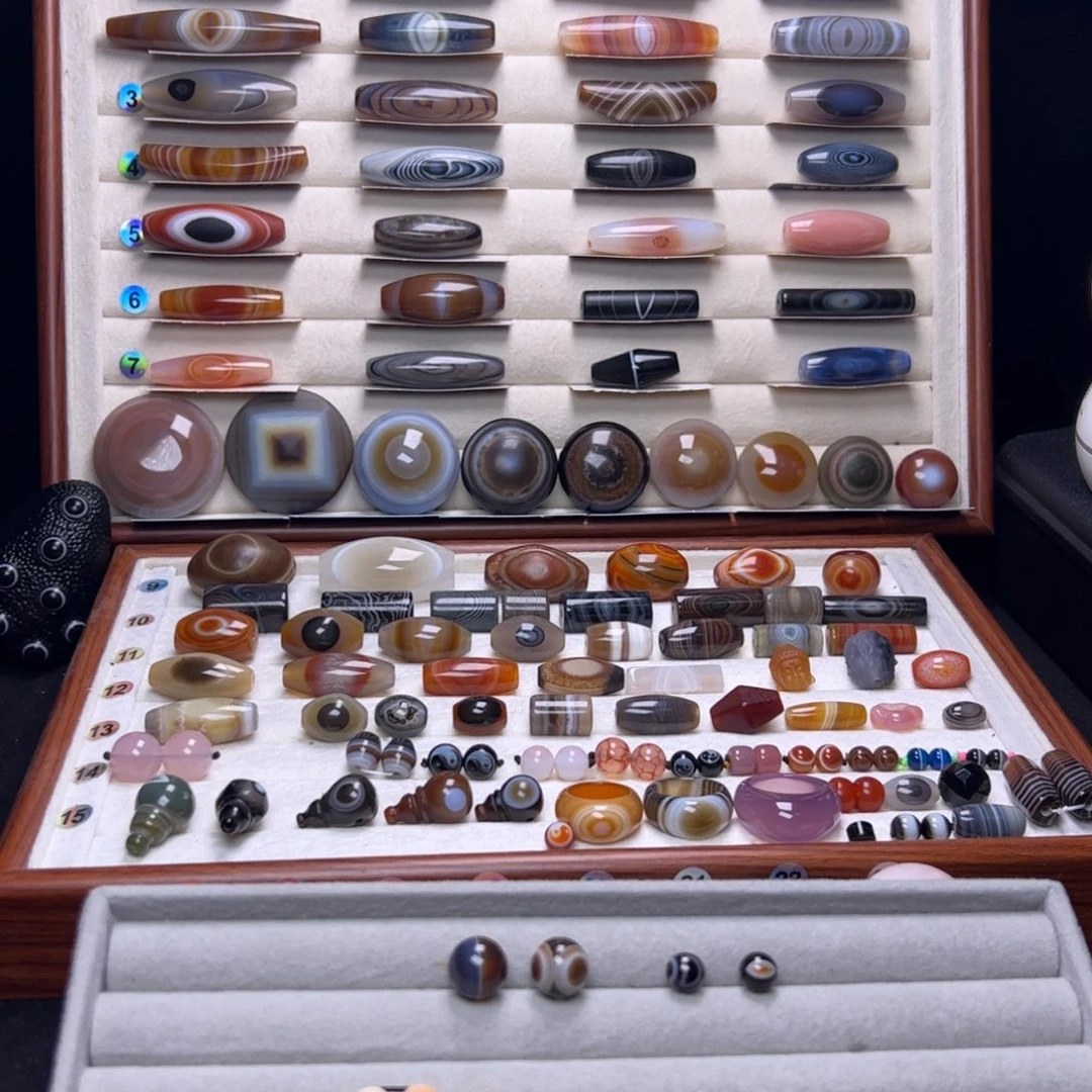 灵***澈玛瑙/玉髓未镶嵌颈饰