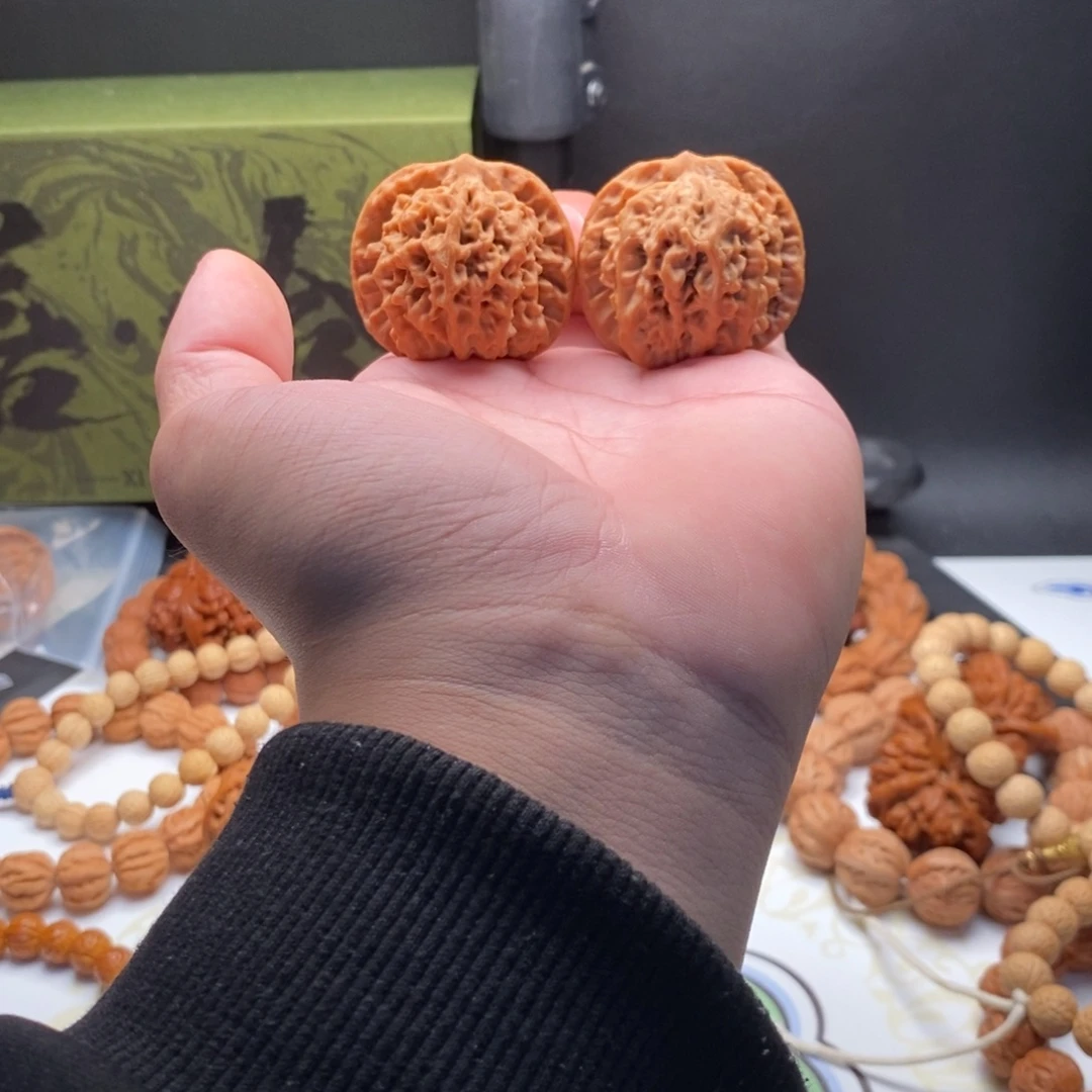 文玩核桃把件41京八对